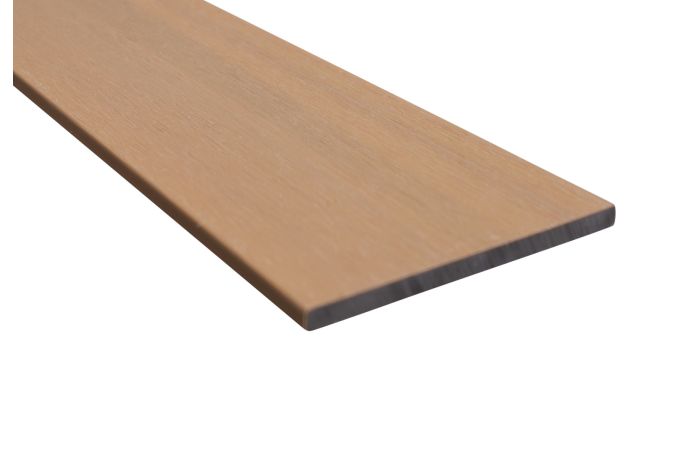 Composiet afwerkplank eiken kleur 11x138x2900 mm – onderhoudsarme plank voor strakke afwerking.