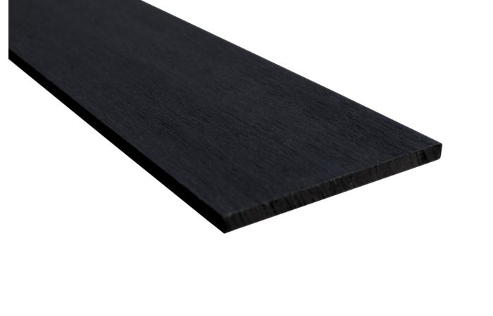 Composiet afwerkplank zwarte kleur 11x138x2900 mm – onderhoudsarme plank voor strakke afwerking.