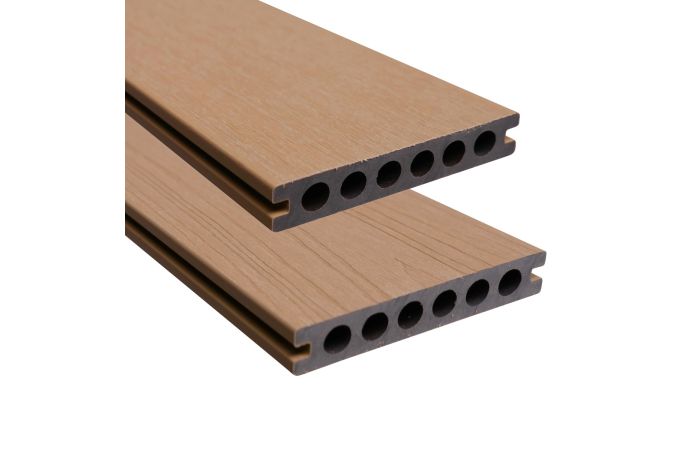 Vlonderplank composiet eiken 22x140x2900 mm – duurzame terrasplank met houtnerfstructuur.