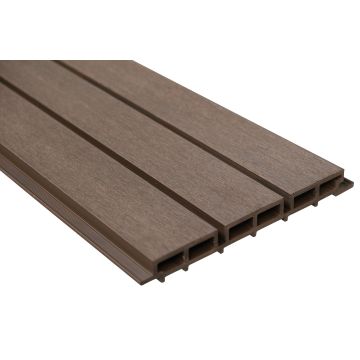 Rhombus Composiet Breed Walnoot 26x245x2900 mm