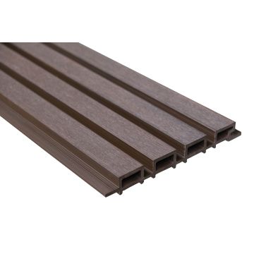 Rhombus Composiet Walnoot 225x2900 mm