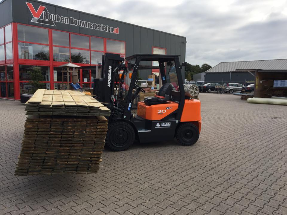Nieuwe heftruck! Nieuwe heftruck!